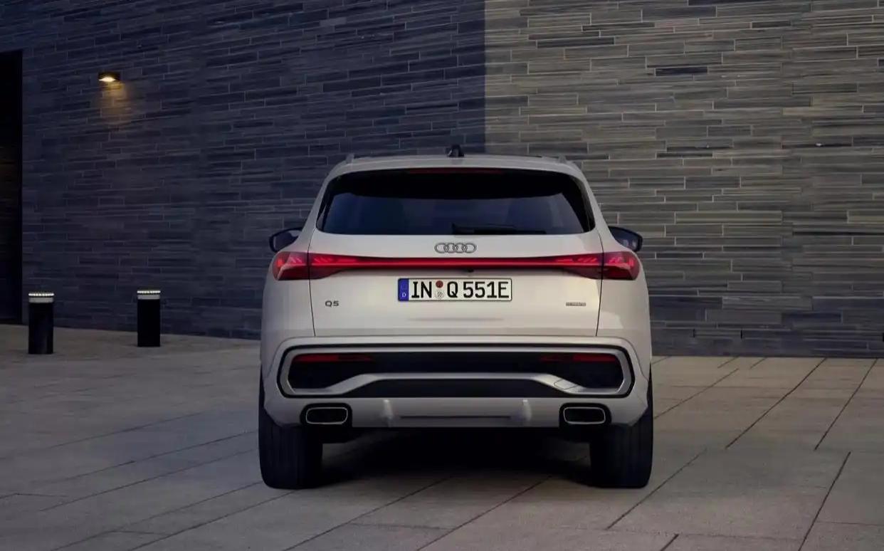 全新奥迪Q5插混版，到底是“油改电”，还是诚意之作呢？