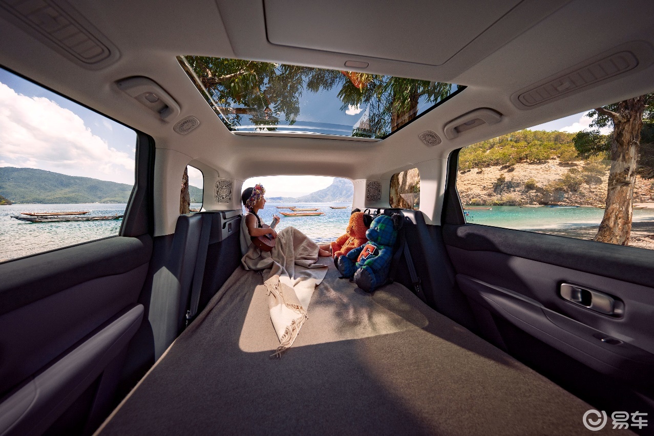 2026款零跑C16推出全新5座版，售价16.88万起