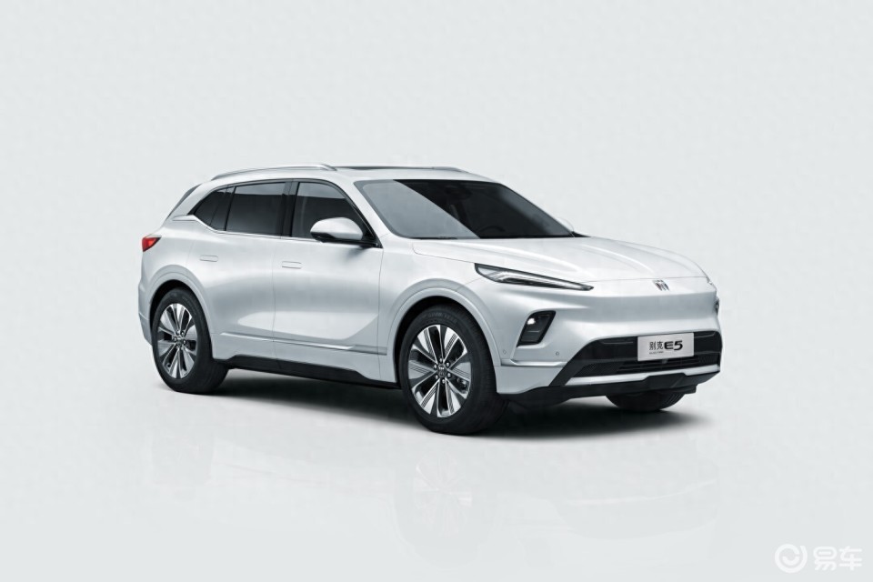 油换电的首选 新别克纯电E5上市 一口价14.99万起