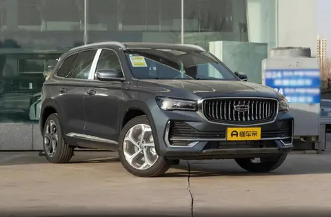 第四代 CS75 PLUS 与星越 L 深度对比：谁更适合你？​