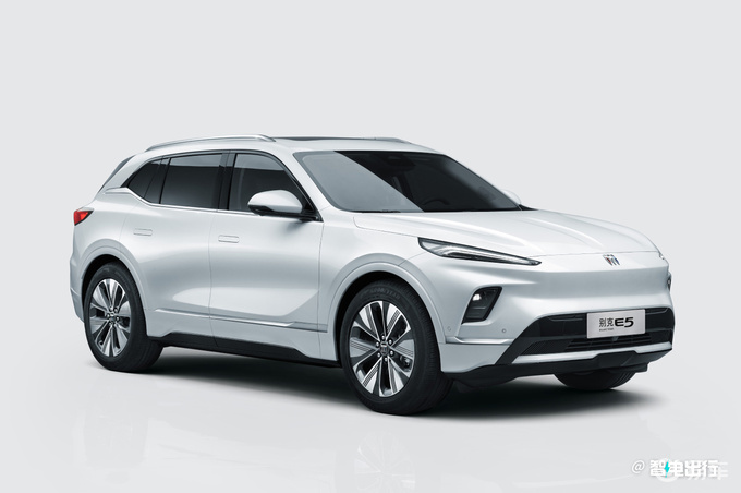 15万预算买纯电SUV，别克新E5日产N7谁更值？