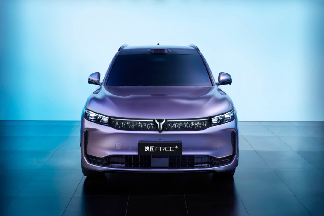 全系标配华为乾崑智驾ADS4 岚图FREE+正式预售