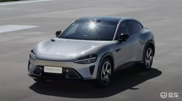 小米YU7 VS 智界R7：续航、底盘、座椅大PK