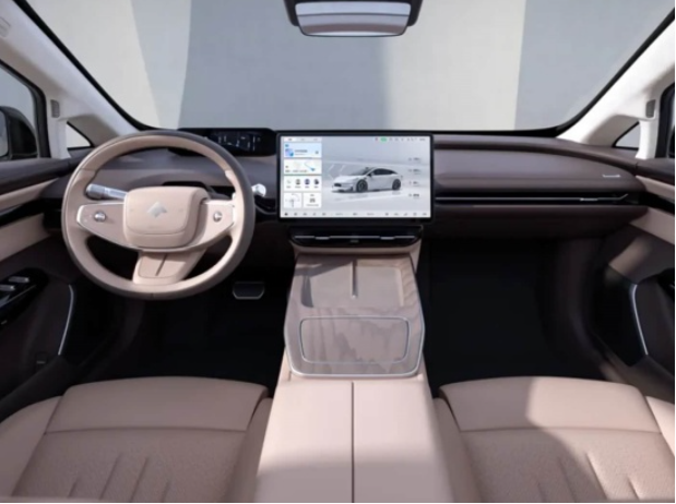 2025款昊铂GT上市 售价17.39-18.59万元