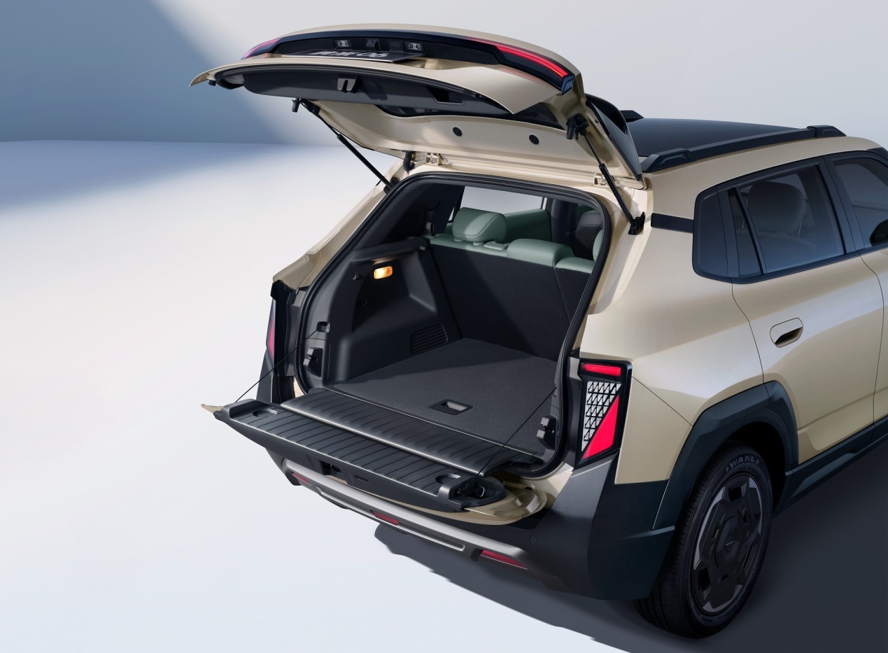 东风纳米06 VS 比亚迪元UP谁更适合家用代步出行？