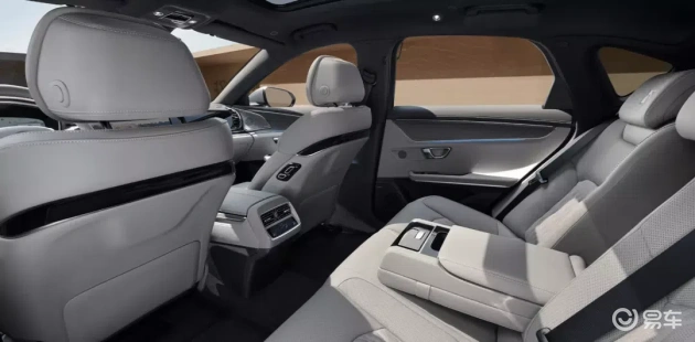 风云A9L与比亚迪汉DM-i：中大型插混轿车战场对决