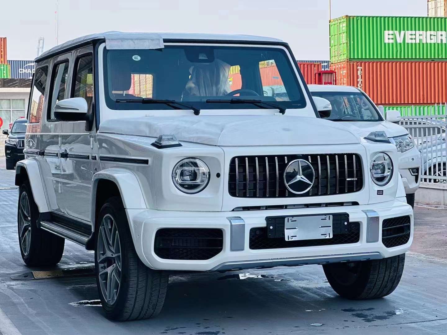 奔驰G级美版 全部在售 2025款 2024款 2023款 2022款 2021款 2020款奔驰G63陆战队沙漠黄全球限量现车报价 售全国