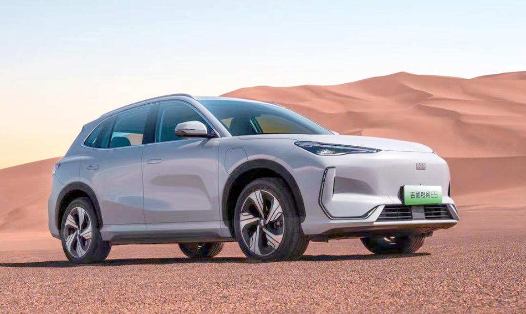坚定热门纯电SUV，宝骏、零跑和吉利银河，谁更懂家庭？