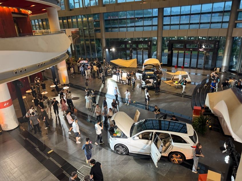 大三排SUV起售价不到20万，蔚来急需打造一个爆款