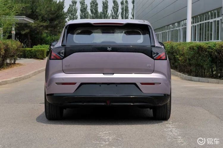 极狐纯电小车8月预售，续航超400公里！竞品瞄准吉利星愿