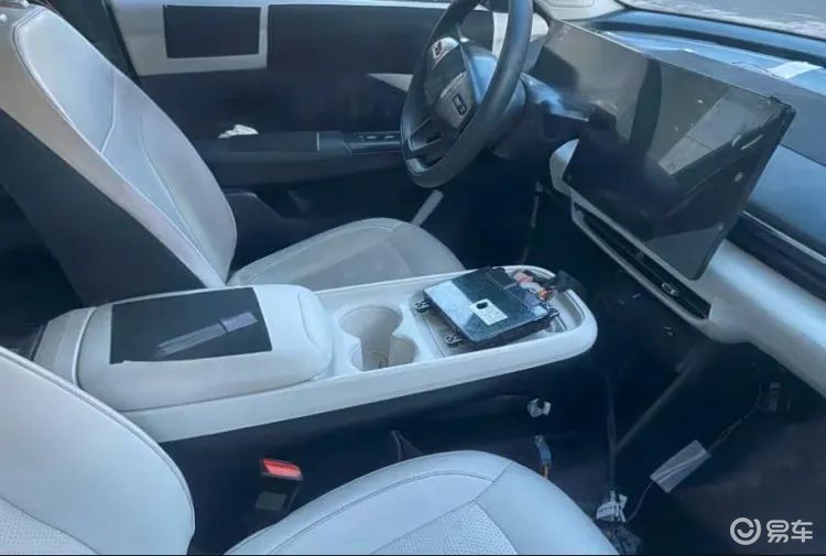 极狐纯电小车8月预售，续航超400公里！竞品瞄准吉利星愿