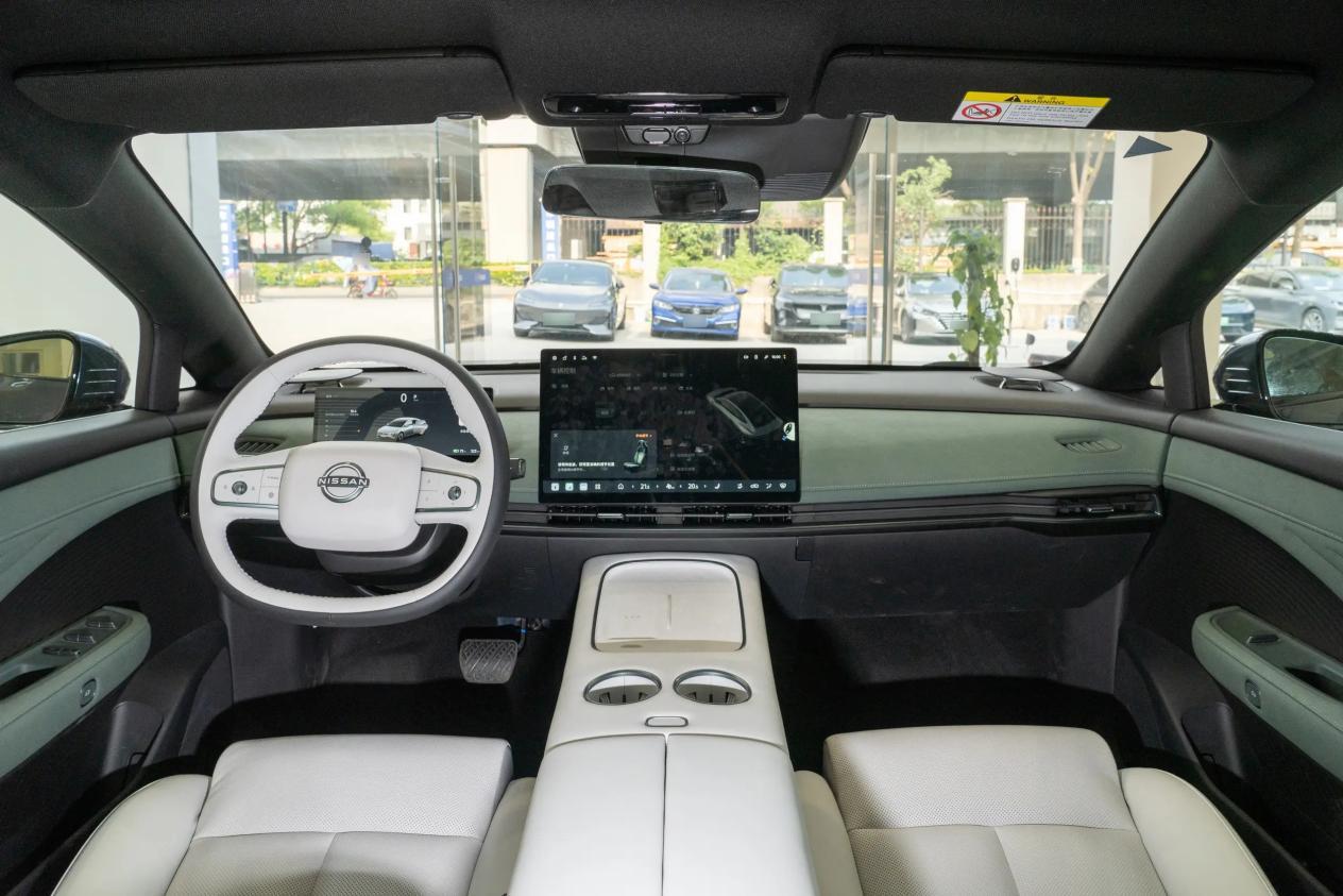 10-15万买纯电C级车，启源A07和日产N7，谁划算？