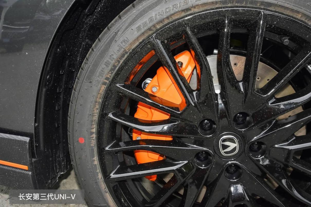 只比1.5T星瑞贵200元，却配2.0T+AI大模型