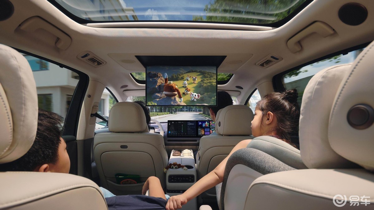 30多万买大空间SUV 理想i8对比乐道L90 谁更值？