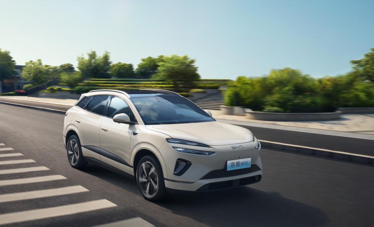 全系搭载天神之眼C、云辇-C，比亚迪海狮06北京上市