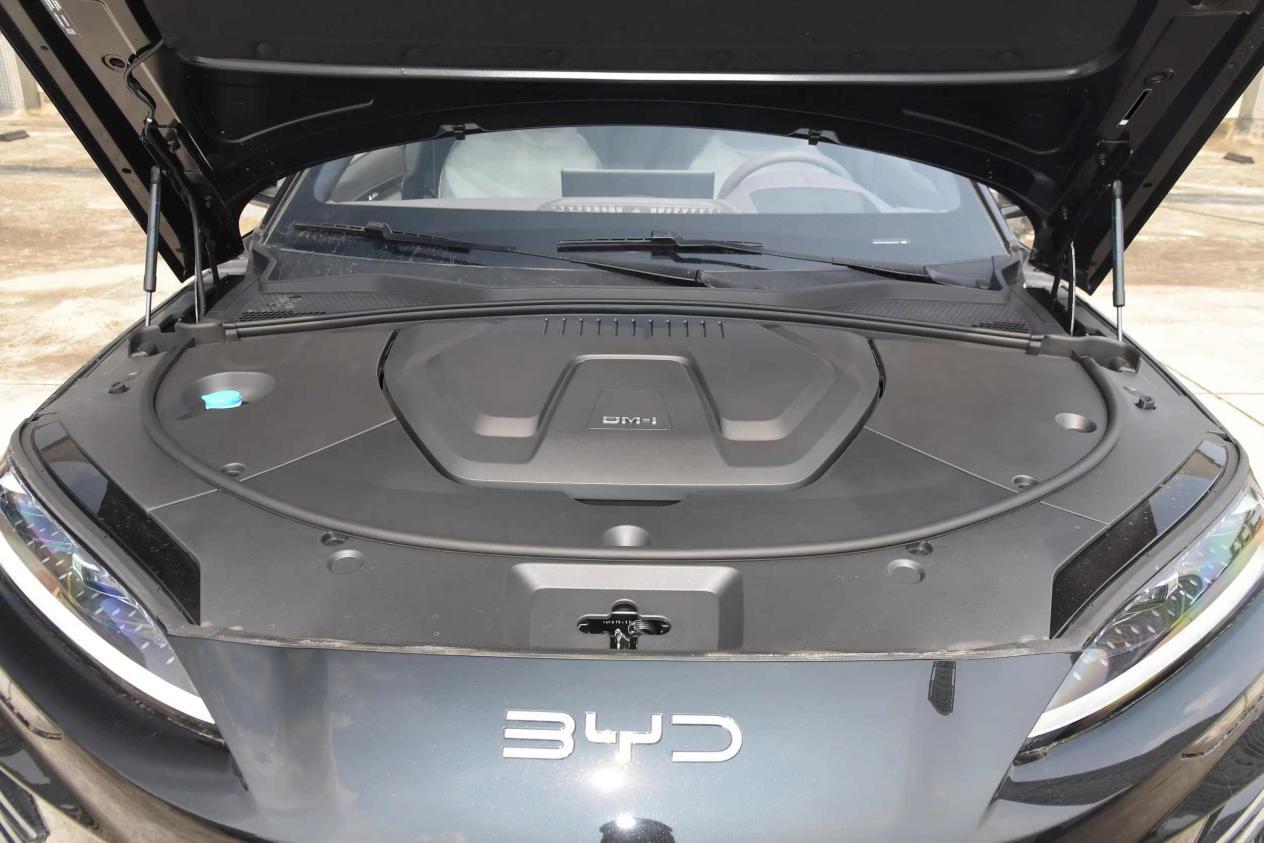 大厂出品，价格接近，选长安启源Q07还是宋PLUS DM