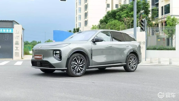 长安启源Q07 vs 宋PLUS DM：性价比对决