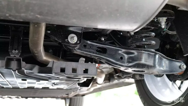 长安启源Q07 vs 宋PLUS DM：性价比对决