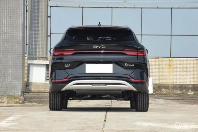 长安启源Q07 vs 宋PLUS DM：性价比对决