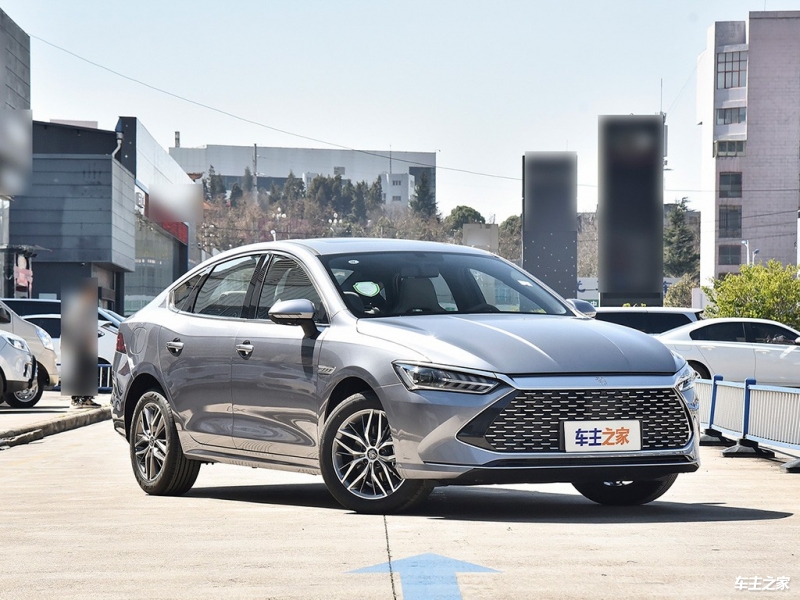 成都秦PLUS售价6.98万起 暂无优惠