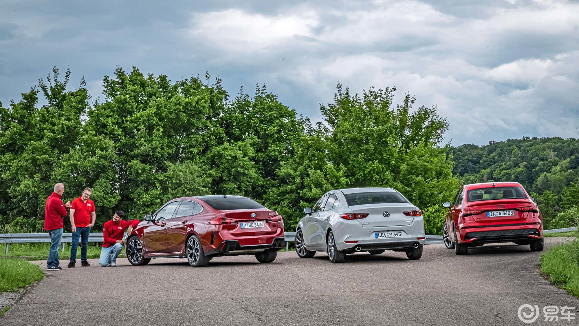奥迪A3、BMW 2系和马自达3的较量