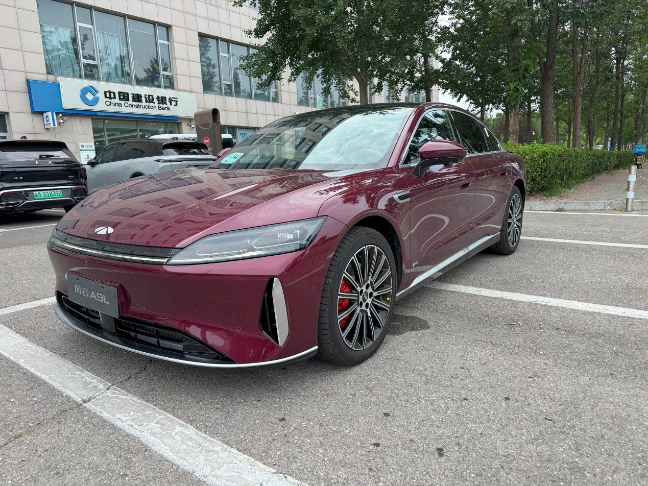 分期买奔驰E级？还是全款风云A9L，国产和合资C级车对比