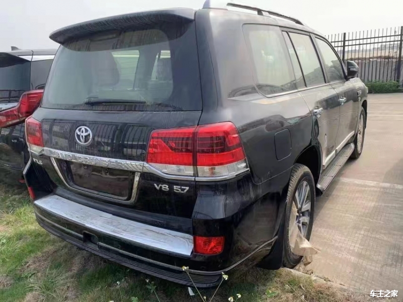 兰德酷路泽美规版 全部在售 2021款全新国六中东进口酷路泽5700惊爆价格