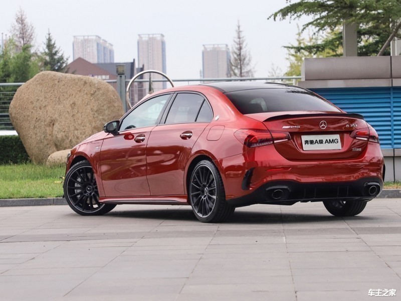 青白江奔驰A级AMG降15.50万 仅25.63万可入手