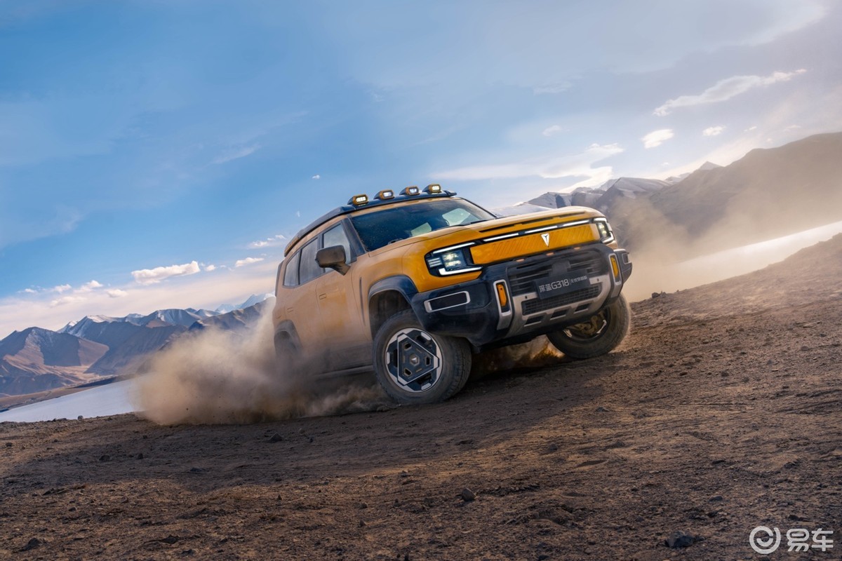 硬派SUV之争:深蓝G318无忧穿越版 vs 方程豹豹5