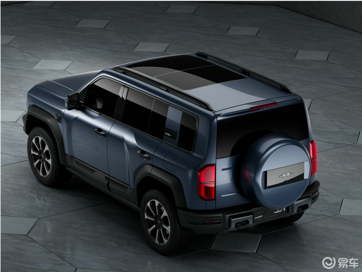 硬派SUV之争:深蓝G318无忧穿越版 vs 方程豹豹5