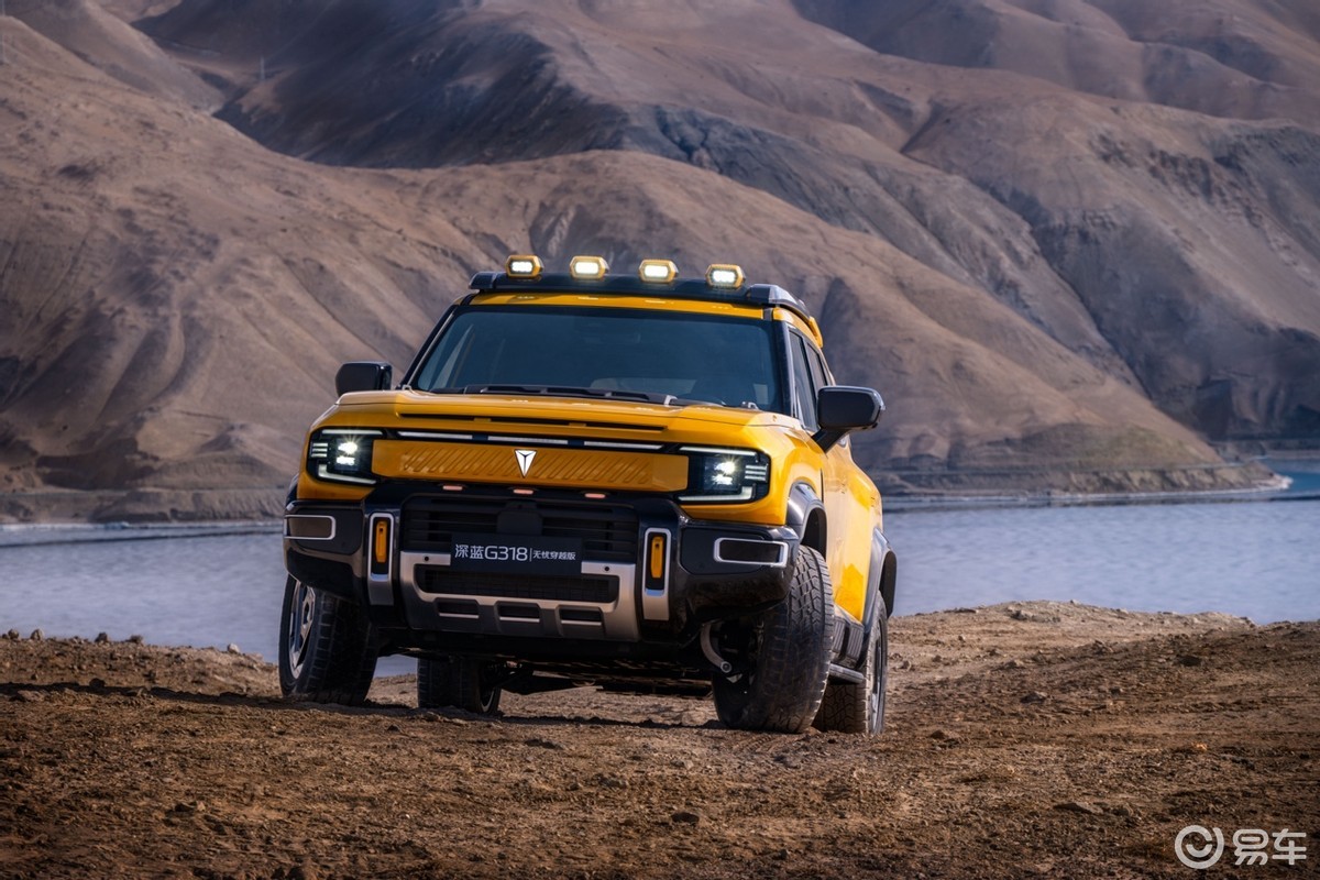 硬派SUV之争:深蓝G318无忧穿越版 vs 方程豹豹5