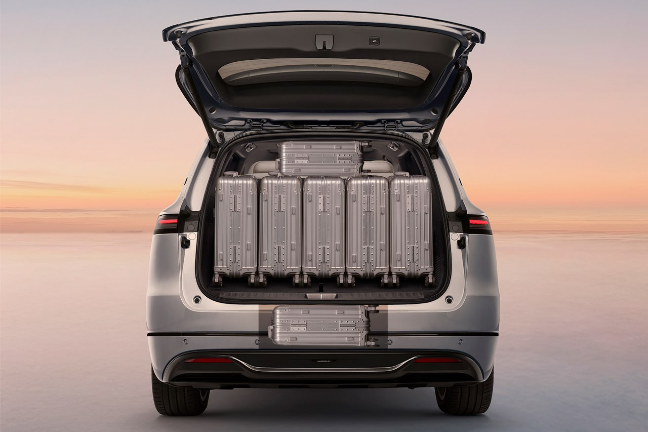 差价6万 都配备华为全家桶 深蓝S09/问界M8选车指南