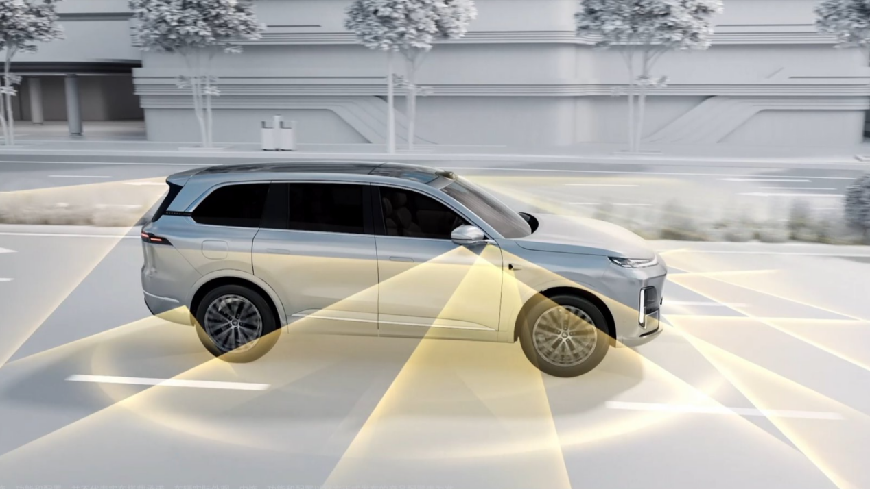 差价6万 都配备华为全家桶 深蓝S09/问界M8选车指南