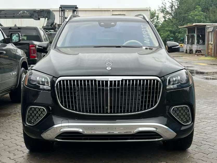 迈巴赫GLS级美版 全部在售 2025款 2024款 2023款 2022款 2021款迈巴赫GLS600美规版展厅最低价格 售全国