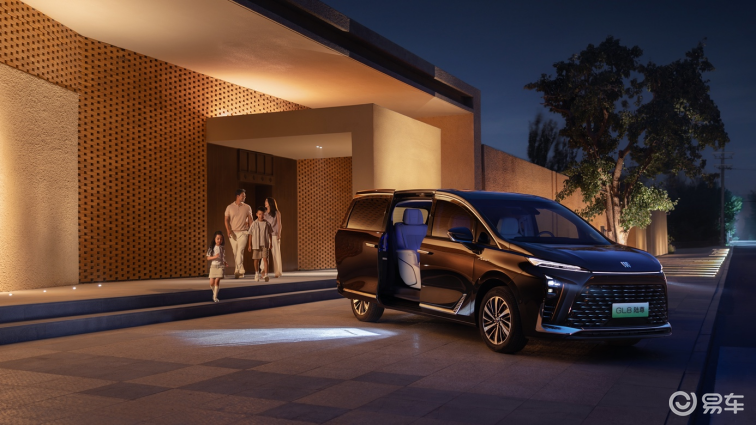 全新GL8陆尊焕新上市 售价33.99万-39.99万元