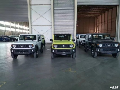 吉姆尼中东版 全部在售 2025款 2024款 2023款 2022款2025新款吉姆尼中东版让利4万 售全国