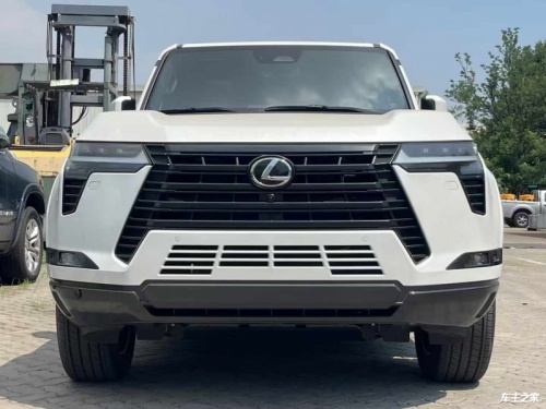 成都雷克萨斯GX加版售价100万起 欢迎到店试驾