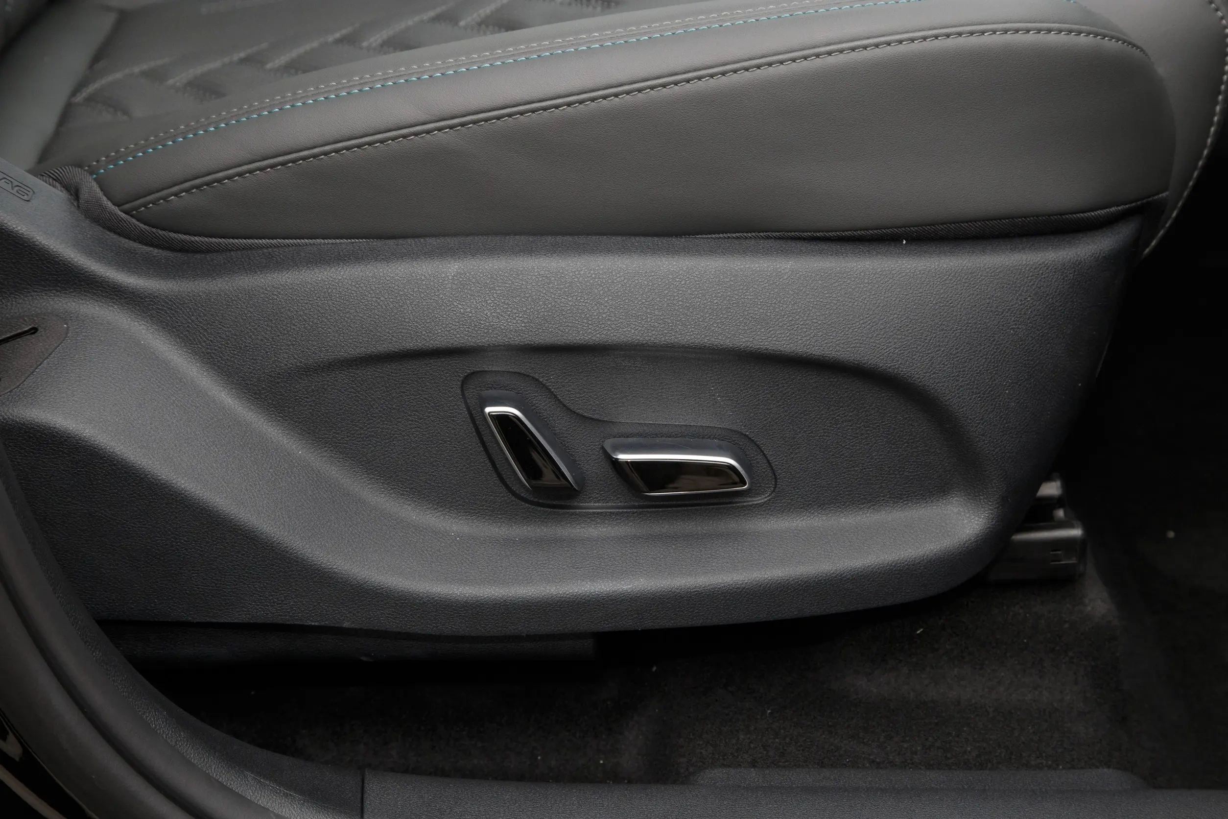 比亚迪宋L DM-i对阵长安启源Q07，你看好谁？