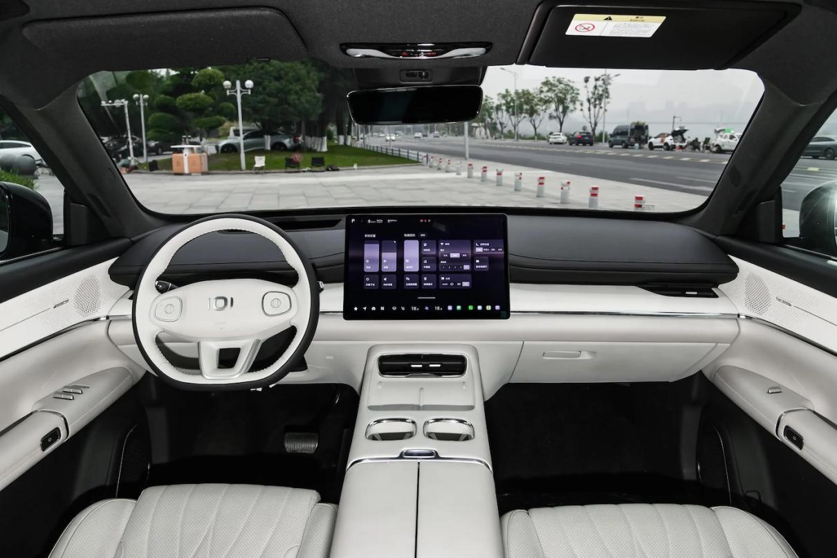 比亚迪宋L DM-i对阵长安启源Q07，你看好谁？