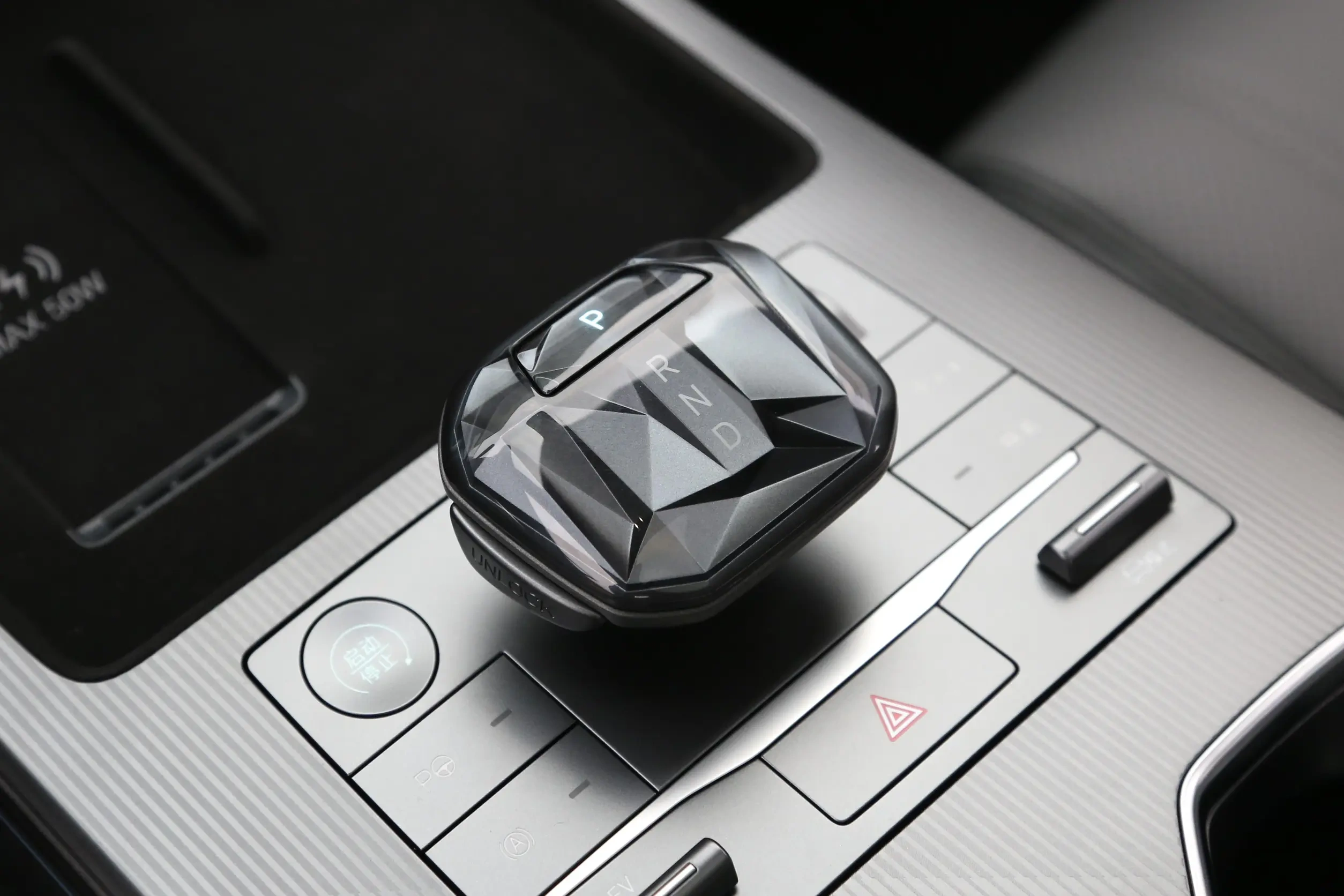 比亚迪宋L DM-i对阵长安启源Q07，你看好谁？