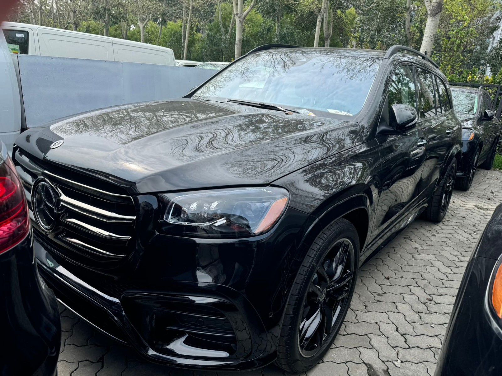 奔驰GLS美版 全部在售 2025款 2024款 2023款 2022款 2021款 2020款2024款奔驰GLS450现车价格110万起售 售全国