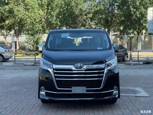 Granvia中东版 全部在售 2025款 2024款 2023款 2022款成都丰田Granvia中东版最低报价61万起 欢迎前来试驾