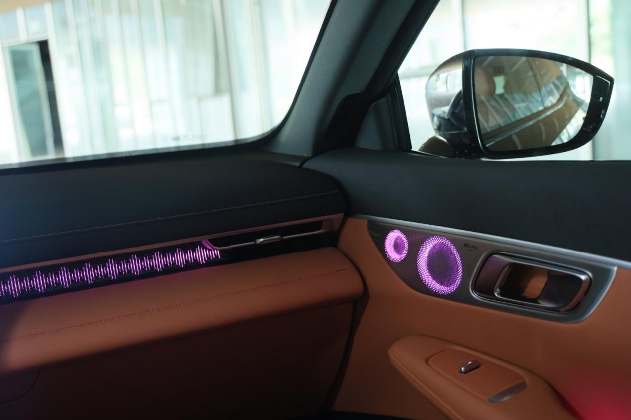 15万级卷上加卷，全新深蓝S07 VS 海狮06你选谁？