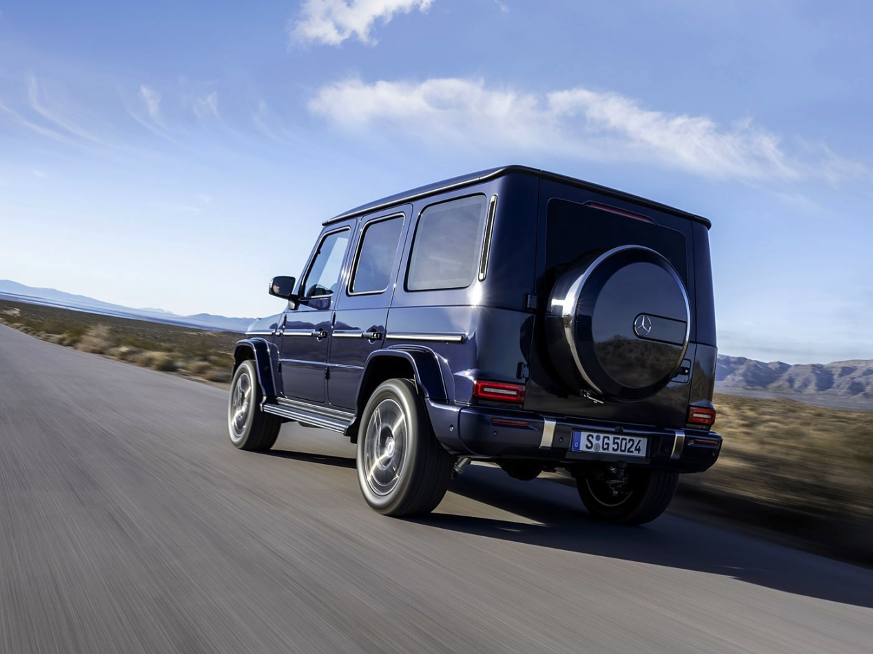 大哥级座驾，奔驰G和路虎揽胜你更Pick谁？