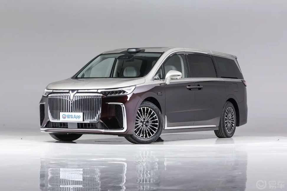 三台高端MPV真实场景体验：家用、商务、通勤，选哪台？