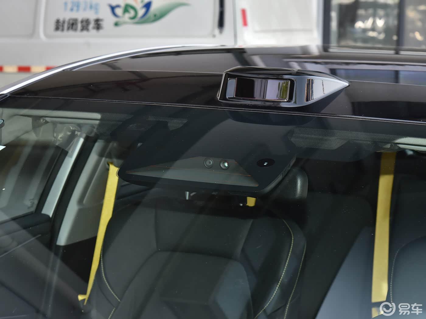 一汽丰田bZ5对比日产N7谁是合资新能源『版本答案』?