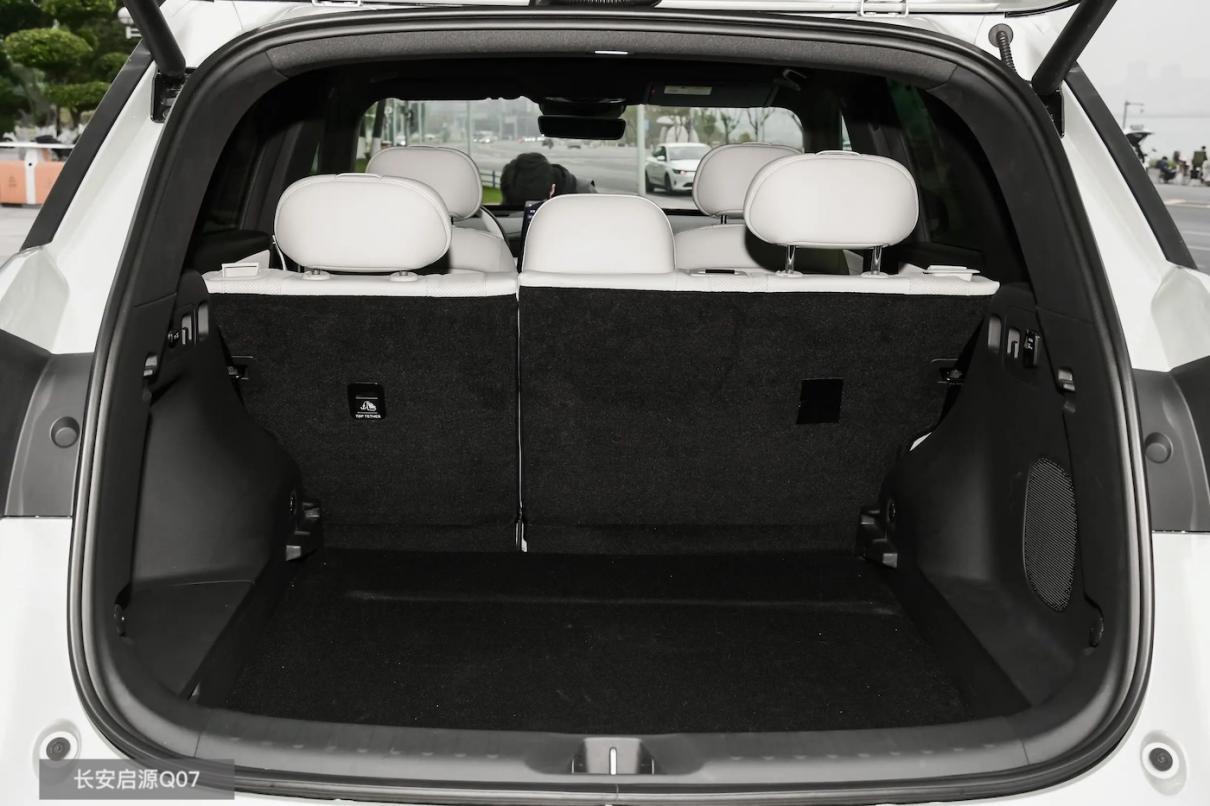 比亚迪宋L DM-i对比长安启源Q07，谁是更优选？