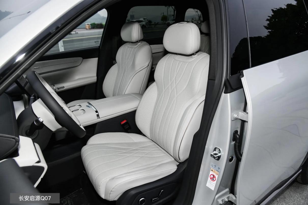 比亚迪宋L DM-i对比长安启源Q07，谁是更优选？