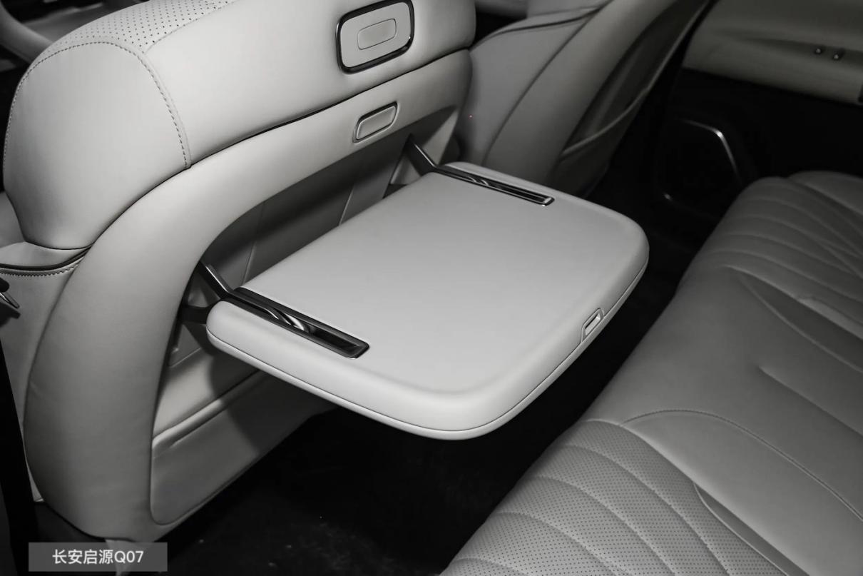 比亚迪宋L DM-i对比长安启源Q07，谁是更优选？
