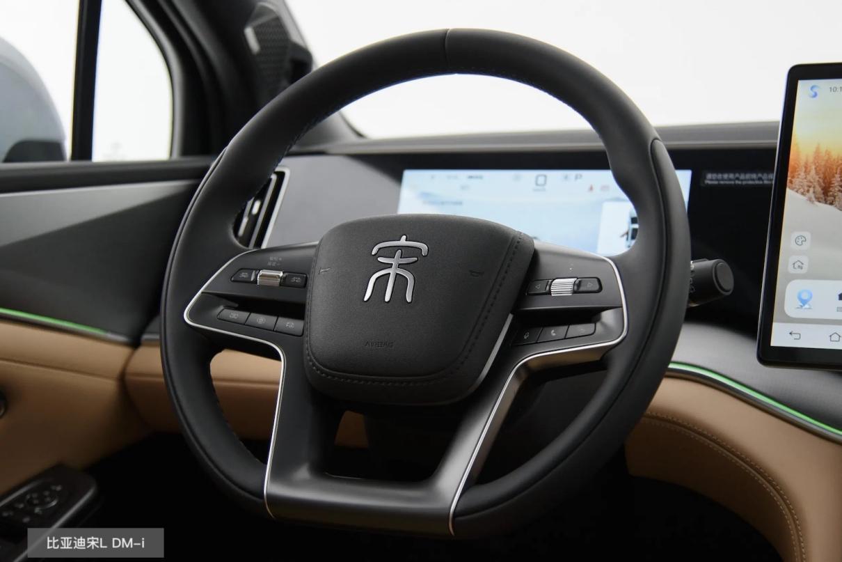 比亚迪宋L DM-i对比长安启源Q07，谁是更优选？